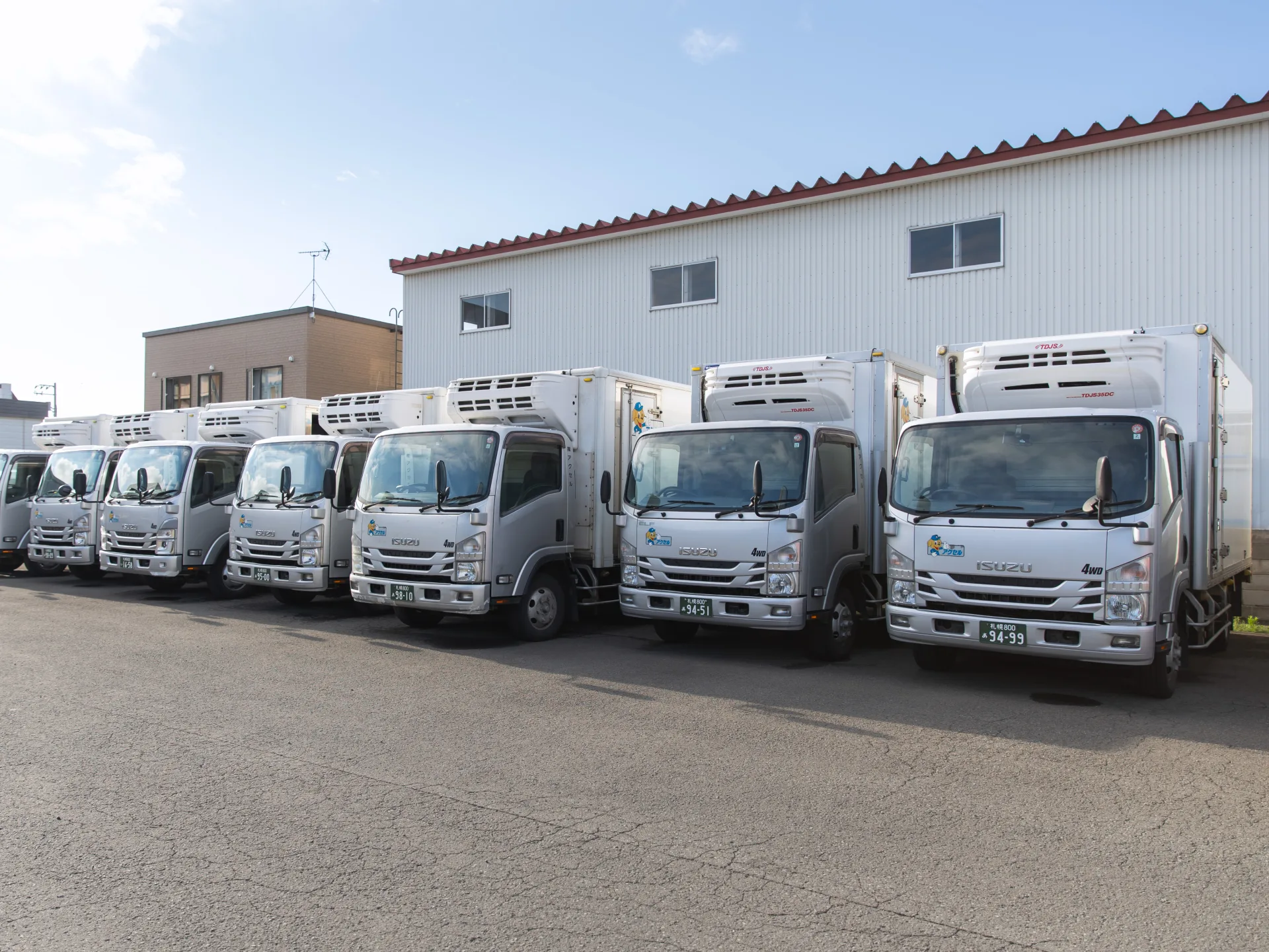 株式会社アクセル 運んでいるのは おいしさと よろこび